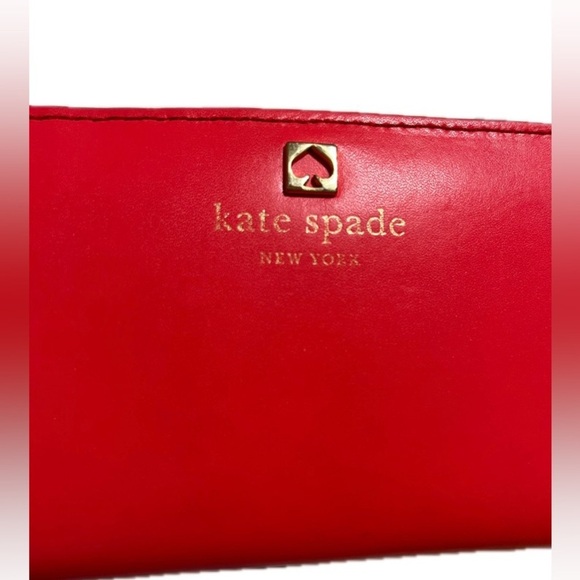 Kate Spade Bifold Long Wallet Pass Case w/Zipper Pocket Barbie Pink/Light Pink - Picture 1 of 14